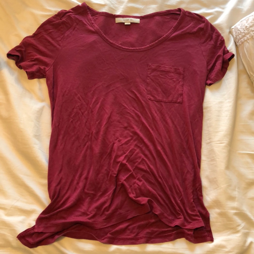 maroon flowy casual tee